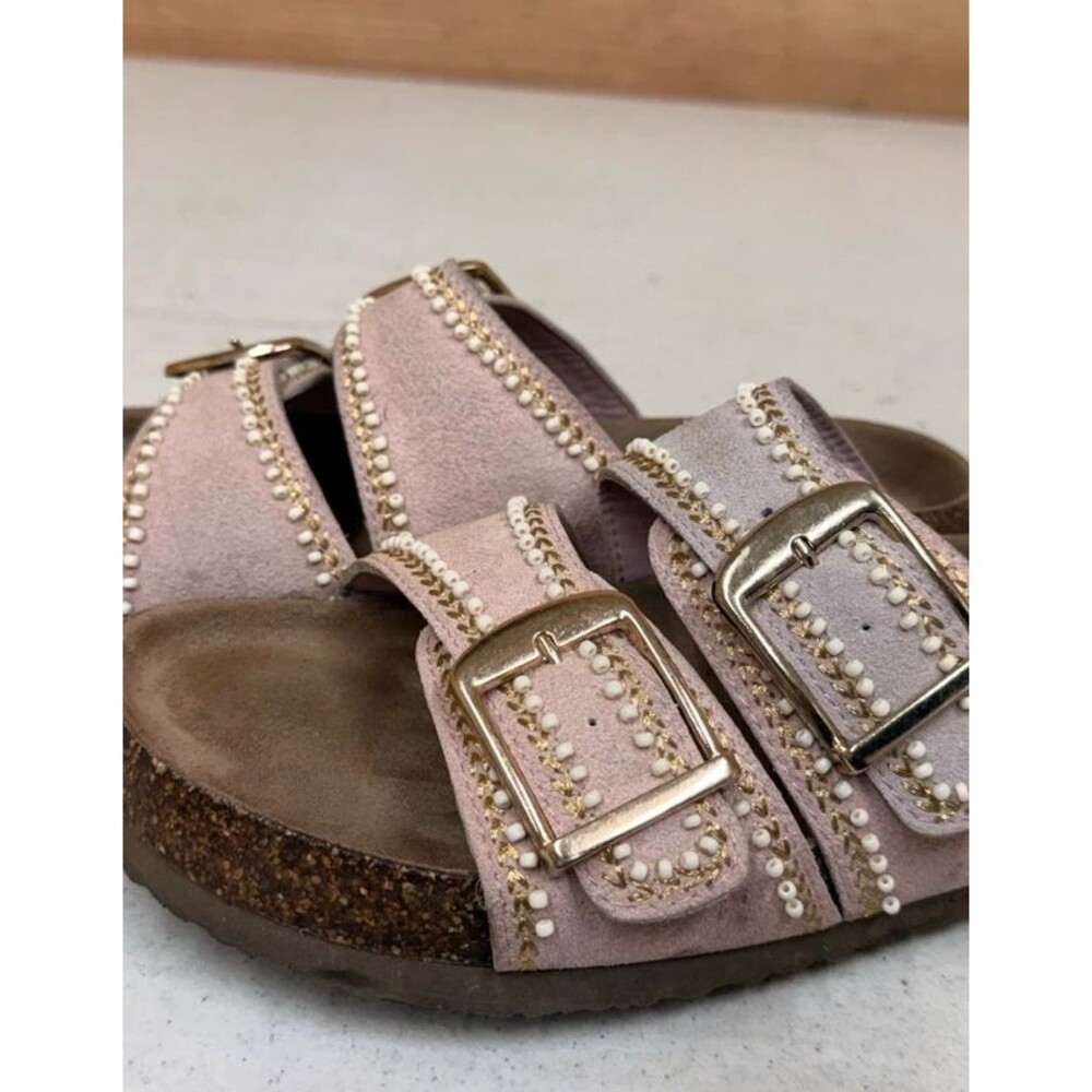 Slip ons - Picture 2 of 3